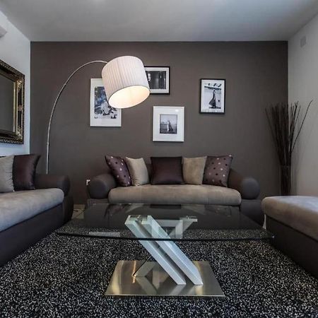 Bleu Villa - Three Bedroom Villa With Balcony And City View Дубровник Экстерьер фото