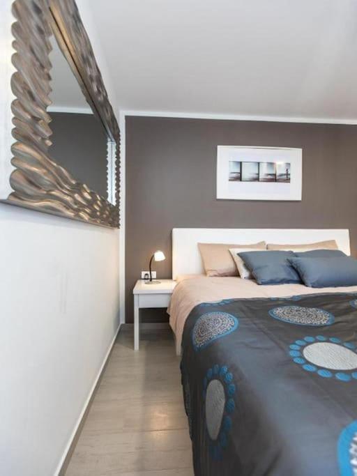 Bleu Villa - Three Bedroom Villa With Balcony And City View Дубровник Экстерьер фото
